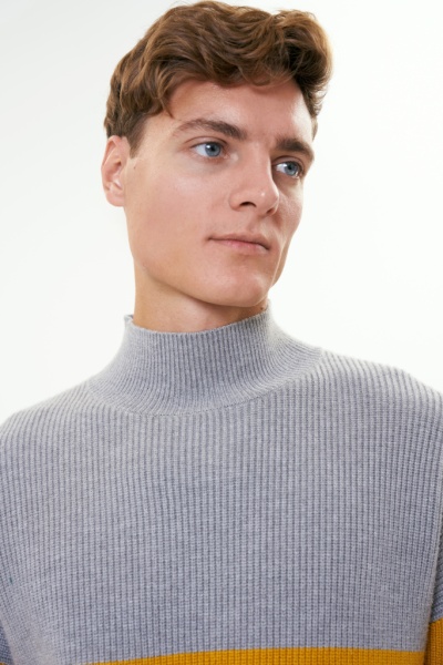 свитер. Изображение 4