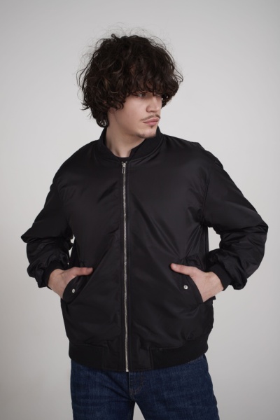 бомбер. Изображение 4