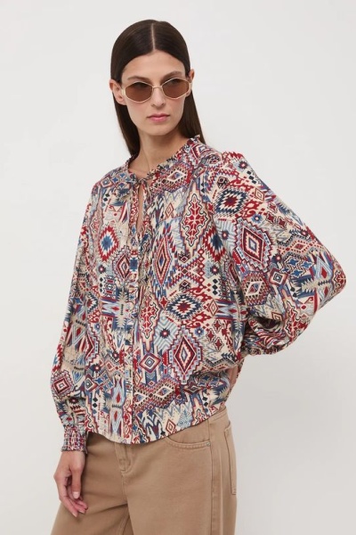 блузка. Изображение 2