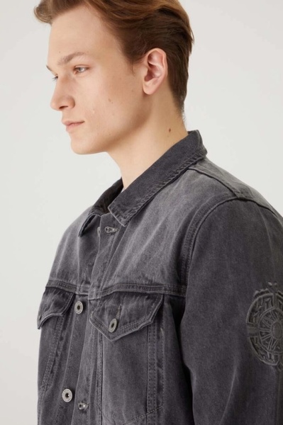 джинсовая куртка. Изображение 3