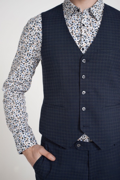 жилет. Изображение 1