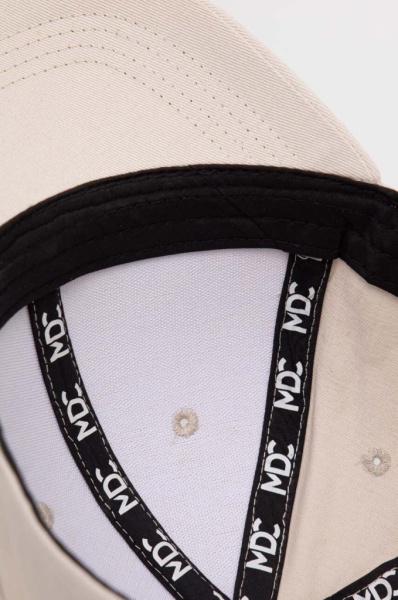 бейсболка. Изображение 1