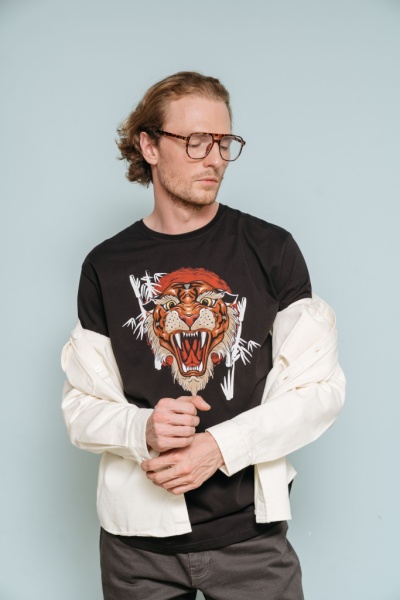 футболка. Изображение 3