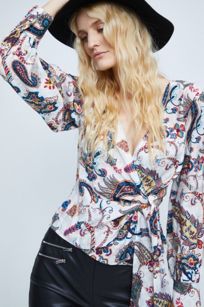 блуза. Изображение 1