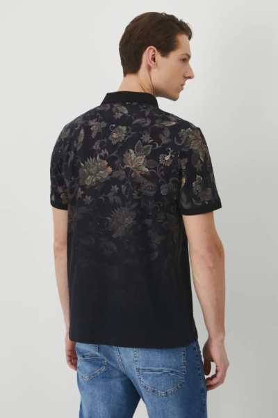 поло. Изображение 3