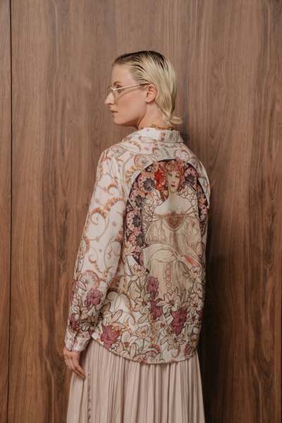 блузка. Изображение 4