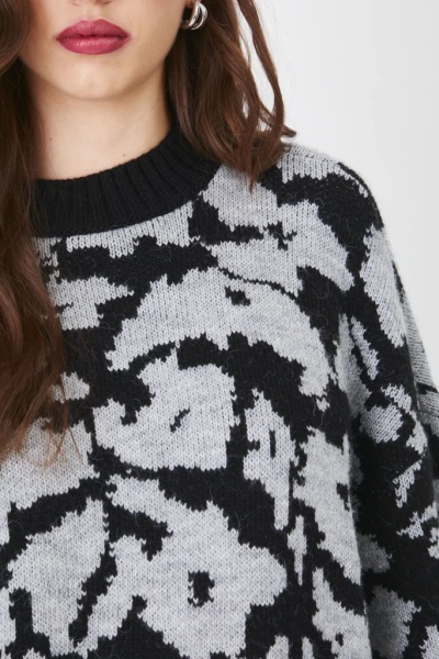 свитер. Изображение 1