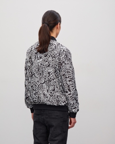 бомбер. Изображение 1