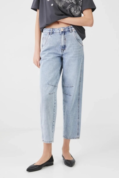 джинсы. Изображение 1