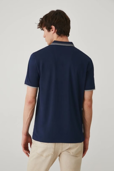 поло. Изображение 5