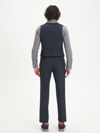 жилет. Изображение 1