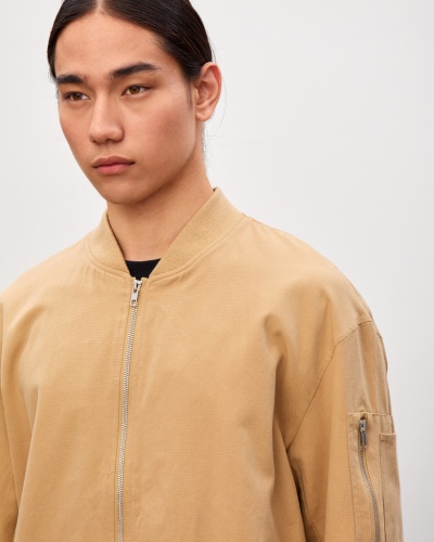 бомбер. Изображение 3