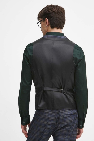 жилет. Изображение 2