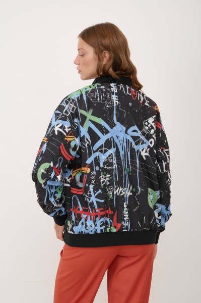 бомбер. Изображение 1