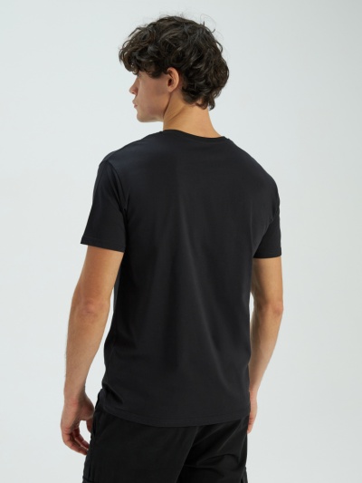 футболка. Изображение 1